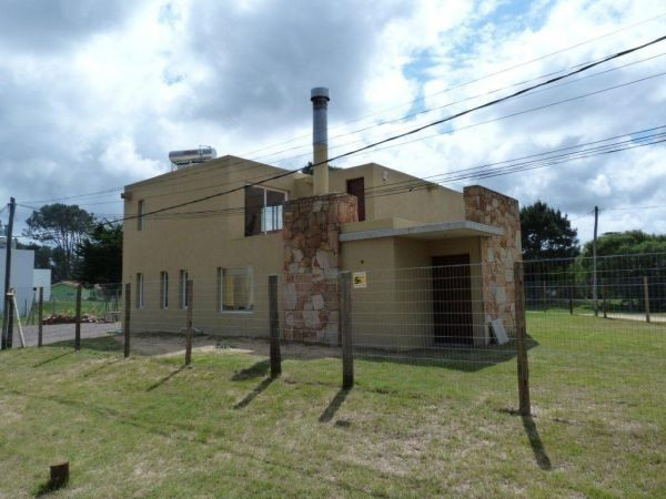 Casa amarilla - foto 2