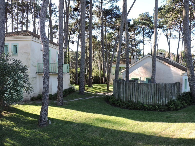 El Pueblito - Laguna Blanca - foto 5