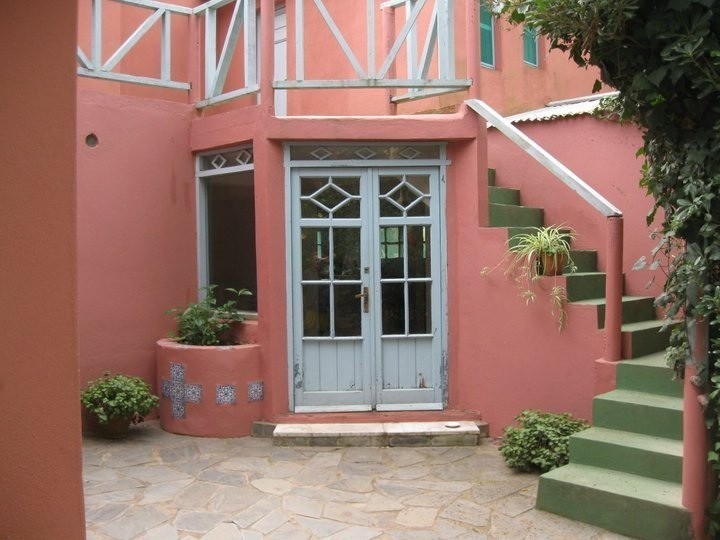Mary Pink