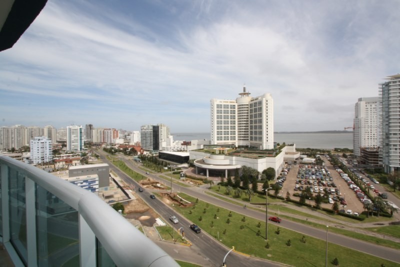 Casino Tower 1201 vendido