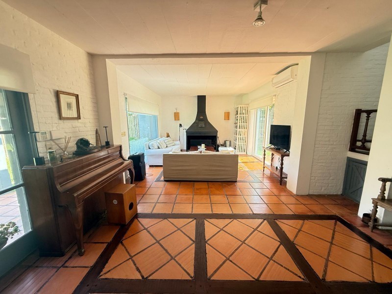El Año - foto 2