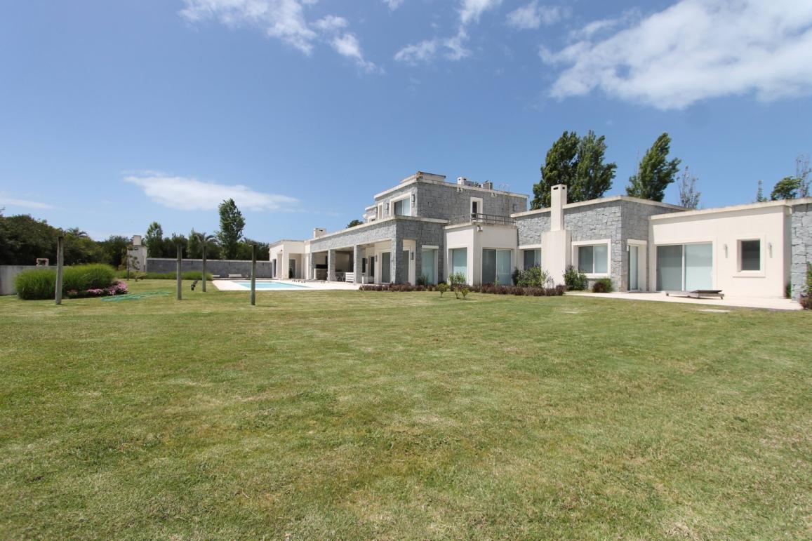 Espectacular chacra en Laguna Estates