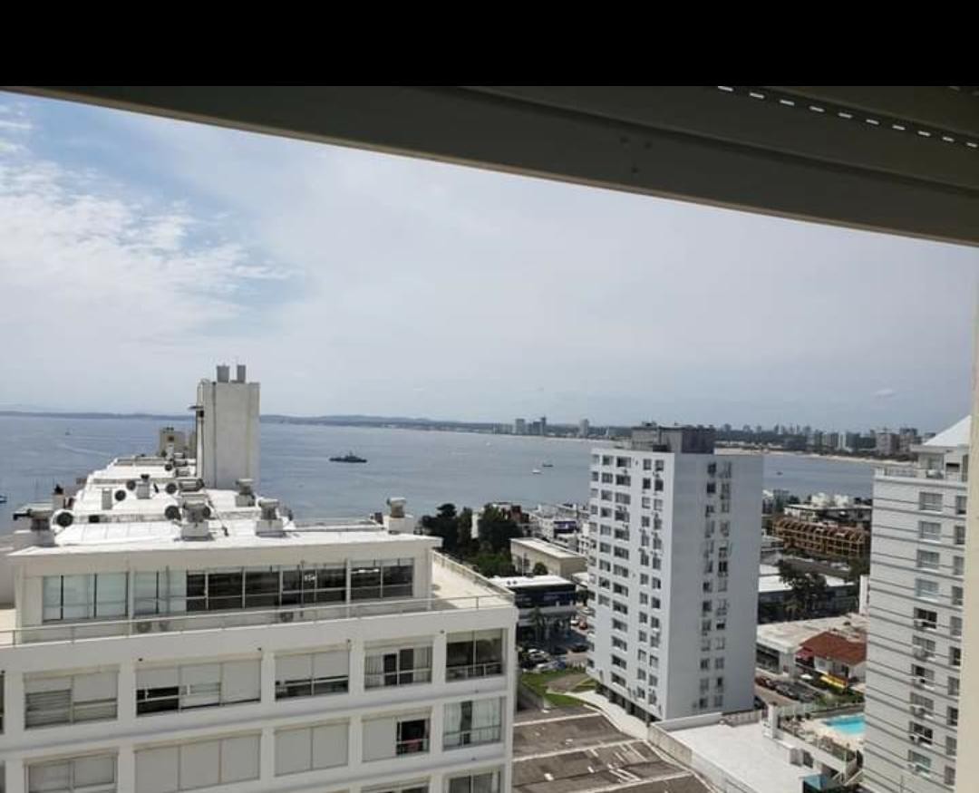 Departamento en alquiler en Torre Libertador