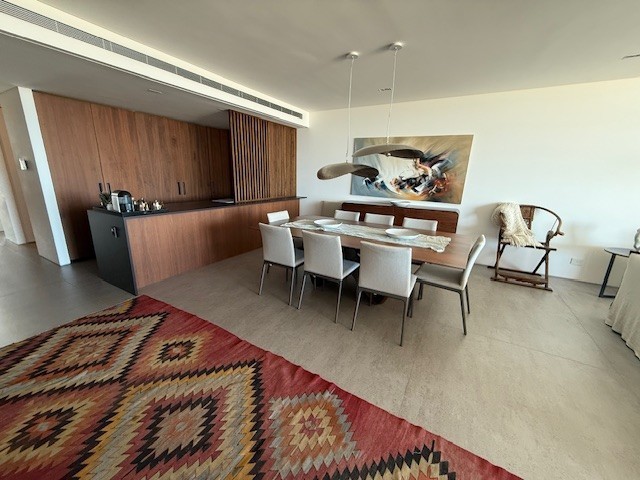 The Colette 303