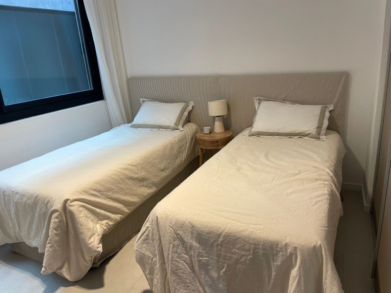 Sense 1 206 - foto 17