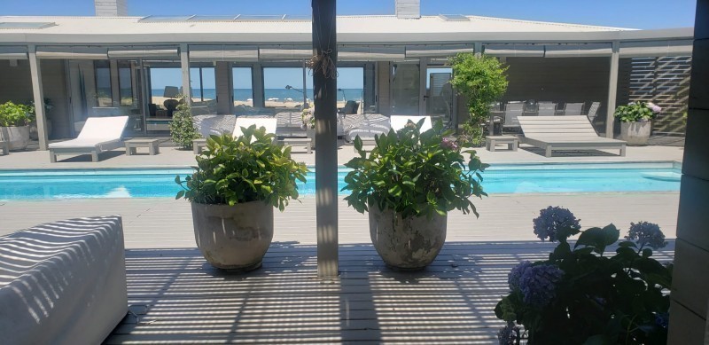Ondarreta Casa 61 Club de Mar Primera Linea - foto 19