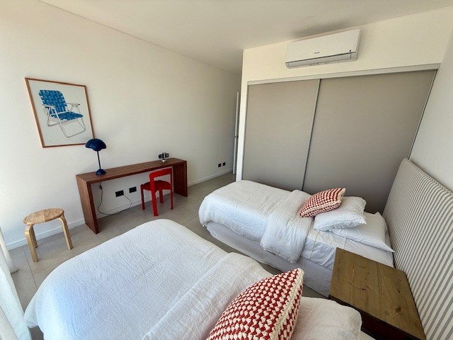 Sense 1 306 - foto 17