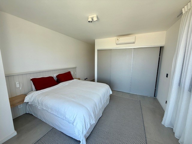 Sense 1 306 - foto 12