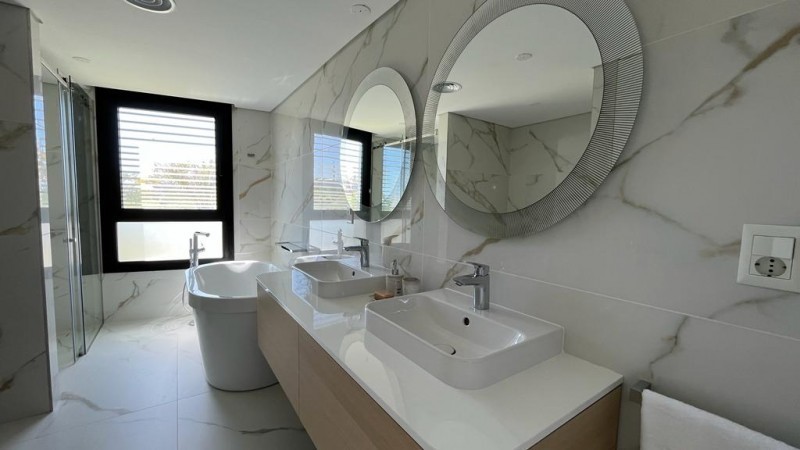 Aldeana 003 A SHOWROOM - foto 14