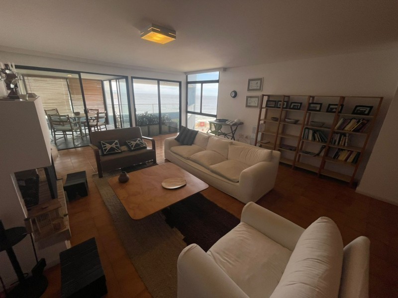 Garden Tower 401