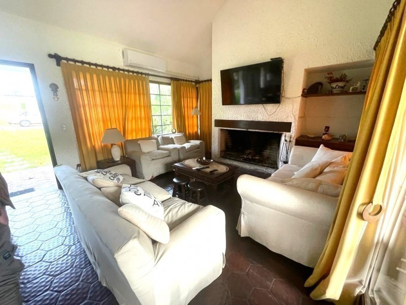 Casa Tiro Rojo - Cantegril - foto 2
