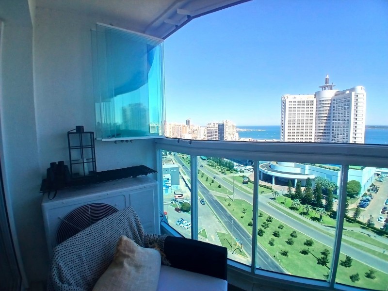 Casino Tower 1502