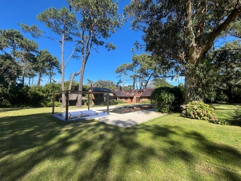 Gran casa en el Golf, Punta Del Este