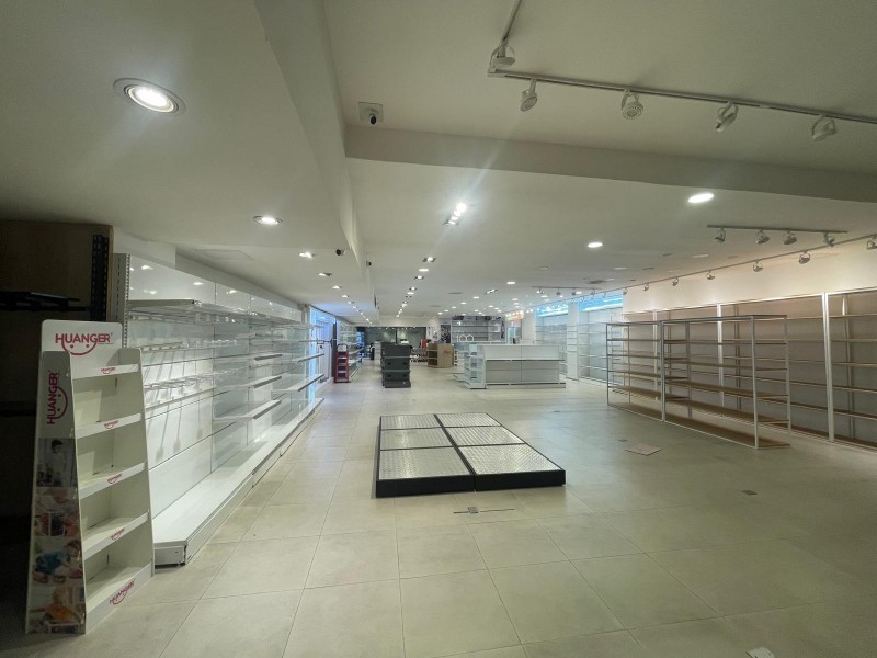 LOCAL COMERCIAL EN CENTRO - foto 4