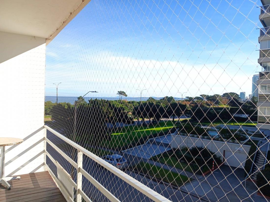 Departamento en venta en primera linea de mansa