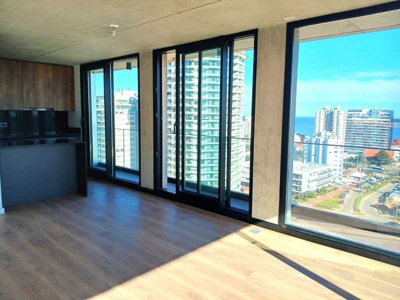 Departamento de 3 dormitorios a estrenar en venta | Torres del Este "“ Punta del Este
